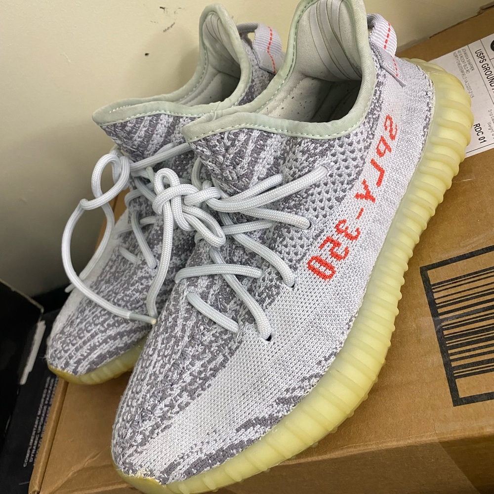 adidas Yeezy Boost 350 V2 Men's Sneakers Size 7